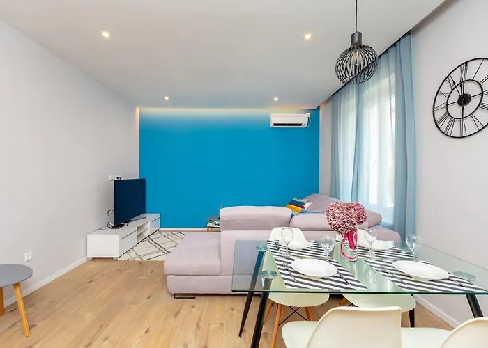 Contemporary Desgined Apartment