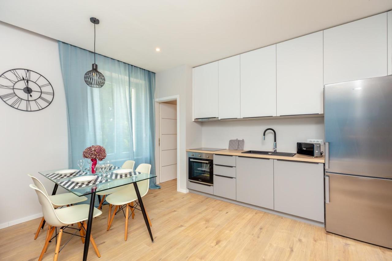 Contemporary Desgined Apartman